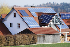 Kleines Plus beim Photovoltaik-Zubau im Mai 2014_Bild_manfredxy-Fotolia.com