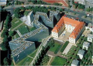 Juedisches Museum in Berlin ist Contracting-Projekt des Monats Januar_hier_Luftbildaufnahme des Juedischen Museums Berlin_Foto_Studio Daniel Libeskind (Architecture New Building); Guenter Schneider (photography)