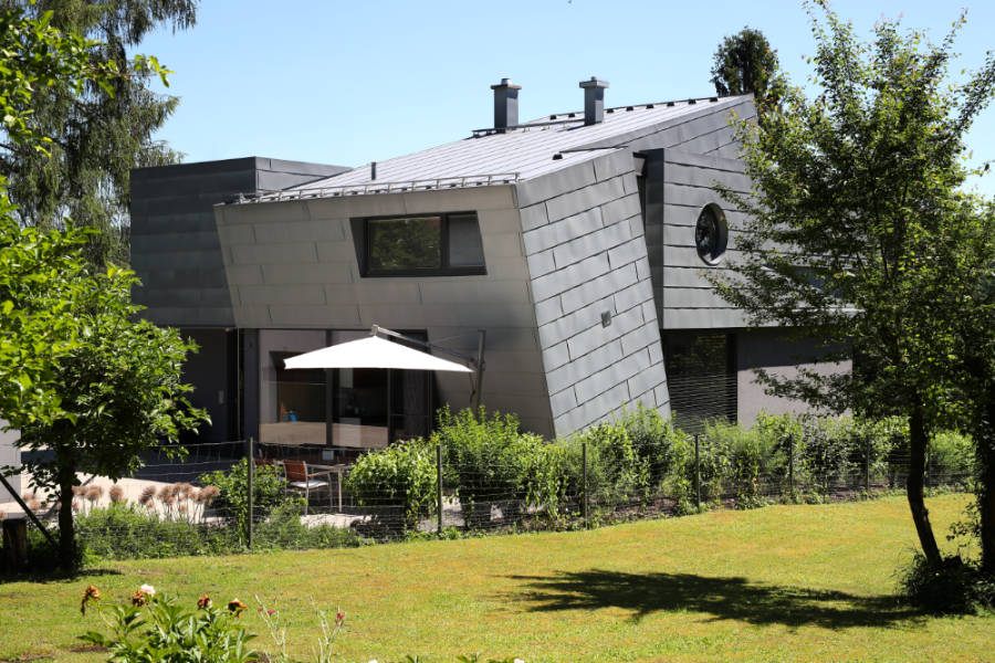 Das 2001 erbaute „smarthouse213“ von Ute und Matthias Schmidt ist kein Haus wie jedes andere. Quelle: vor-ort-foto.de/Henning Rosenbusch